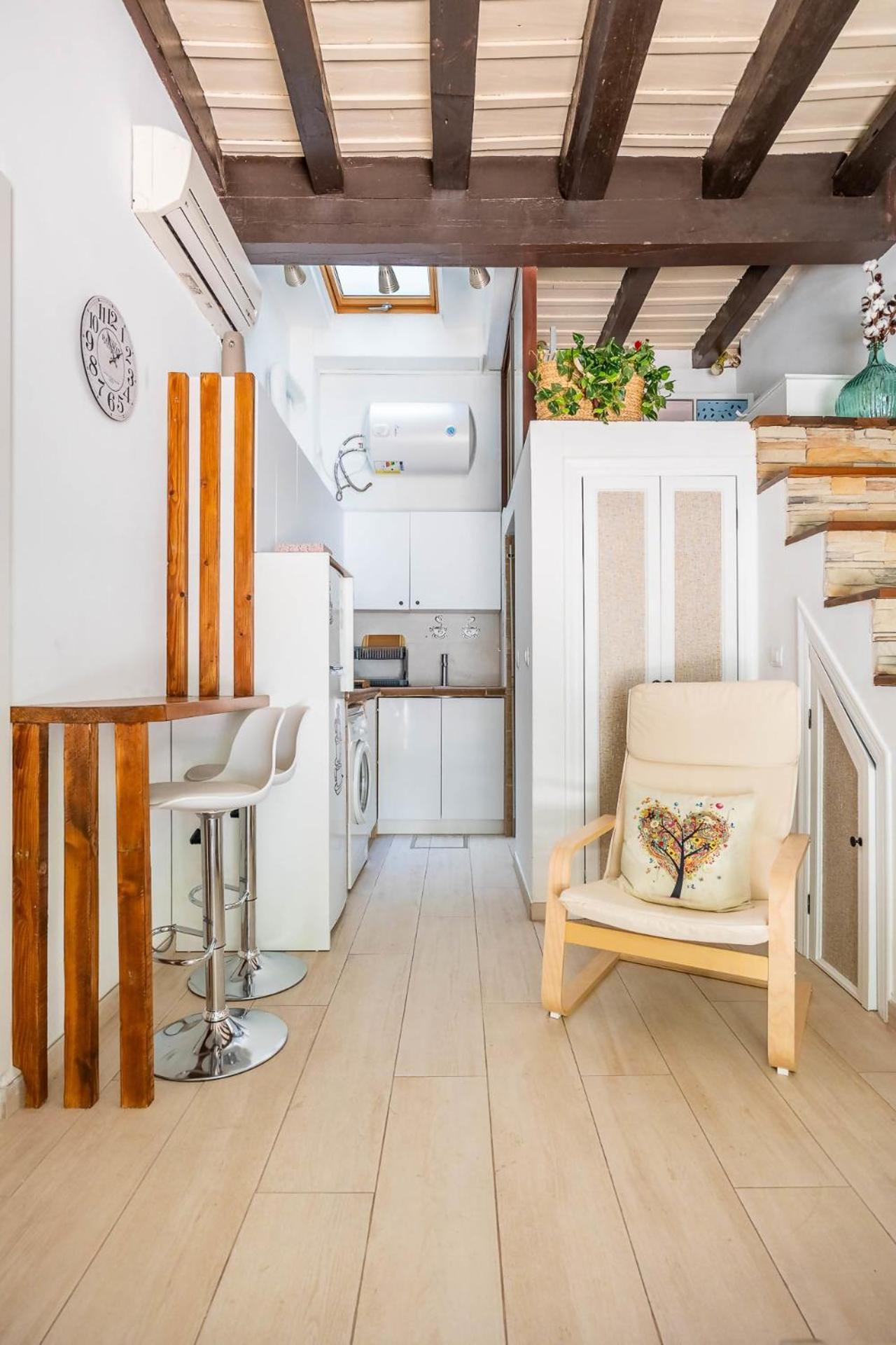 Comfy Away - Estudio En Patio De Vecinos En Las Setas Sevilla Bagian luar foto
